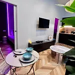 Luxurious - Seaside - Bath - Wifi - Ac Nice