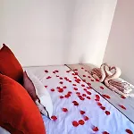 Apartament Luxurious - Seaside - Bath - Wifi - Ac Nicea