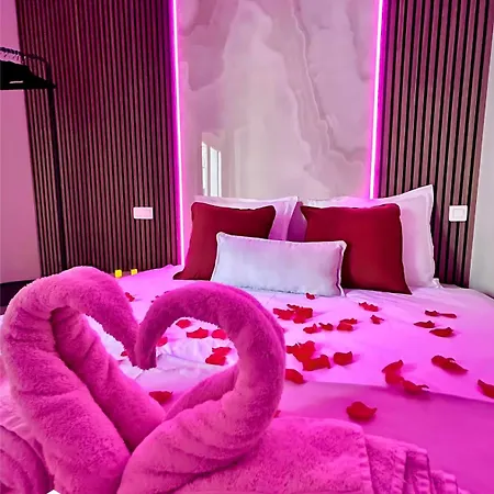 Luxurious - Seaside - Bath - Wifi - Ac