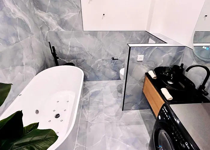 Luxurious - Seaside - Bath - Wifi - Ac *