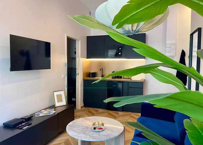 Luxurious - Seaside - Bath - Wifi - Ac Nice