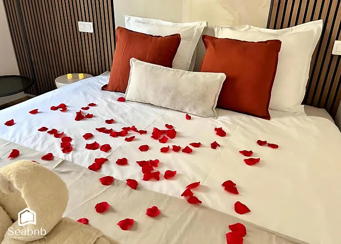 Luxurious - Seaside - Bath - Wifi - Ac * Nice