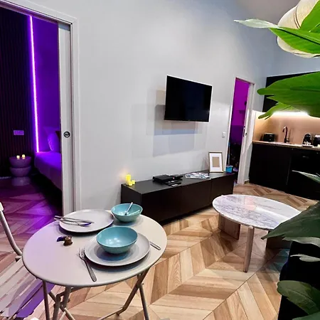 Luxurious - Seaside - Bath - Wifi - Ac ניס